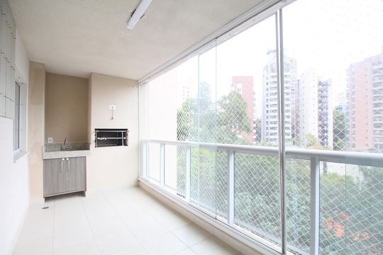 Varanda Sala de apartamento à venda com 3 quartos, 105m² em Jardim Vazani, São Paulo