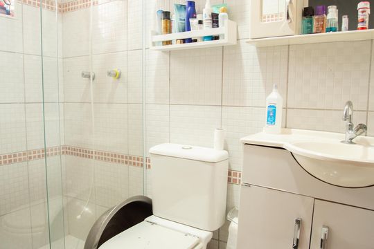 BANHEIRO DA SUÍTE 3 de casa à venda com 3 quartos, 300m² em Sítio do Morro, São Paulo
