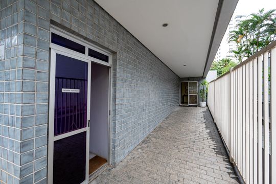 Entrada de apartamento à venda com 2 quartos, 50m² em Vila da Saúde, São Paulo