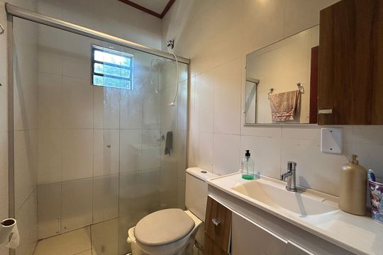 Banheiro de casa à venda com 3 quartos, 113m² em Canudos, Novo Hamburgo