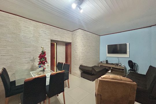 Sala de casa à venda com 3 quartos, 113m² em Canudos, Novo Hamburgo