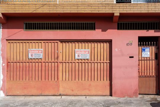 Fachada de casa à venda com 3 quartos, 190m² em Campanário, Diadema