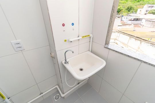 Área de Serviço de apartamento à venda com 2 quartos, 42m² em Vila Kosmos, Rio de Janeiro