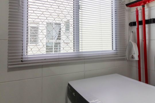 Area de Serviço  de apartamento à venda com 2 quartos, 40m² em Jardim Rosa de Franca, Guarulhos
