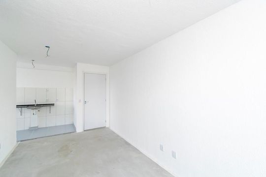 Sala de apartamento à venda com 2 quartos, 42m² em Vila Kosmos, Rio de Janeiro