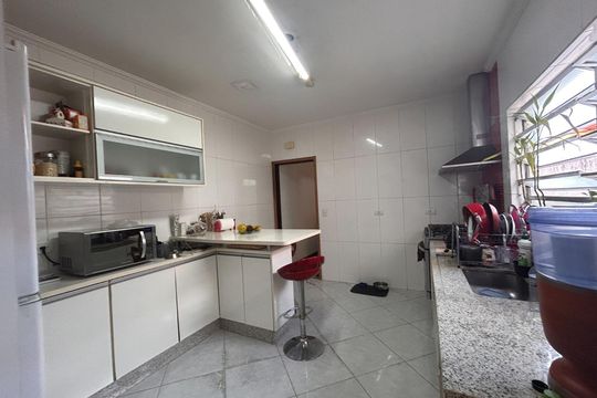 Cozinha de casa à venda com 3 quartos, 114m² em Parque Vitoria, São Paulo