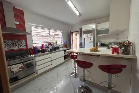Cozinha de casa à venda com 3 quartos, 114m² em Parque Vitoria, São Paulo