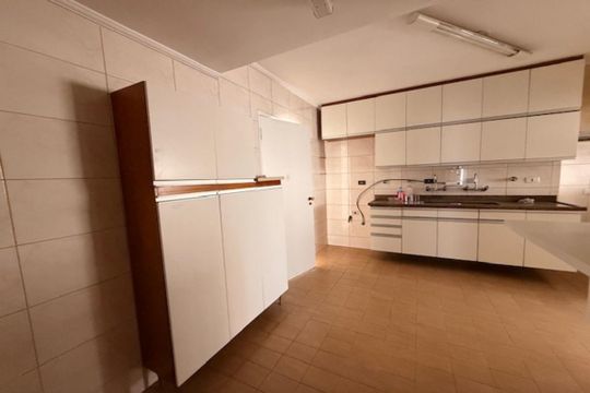 Apartamento para alugar com 4 quartos, 180m² em Moema, São Paulo