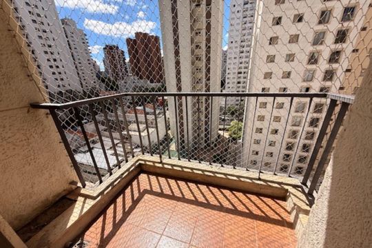 Apartamento para alugar com 4 quartos, 180m² em Moema, São Paulo