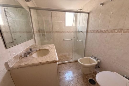 Apartamento para alugar com 4 quartos, 180m² em Moema, São Paulo