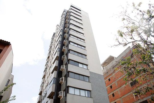 Fachada de apartamento à venda com 2 quartos, 90m² em Petrópolis, Porto Alegre