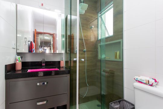 Banheiro  de casa à venda com 3 quartos, 75m² em Vila Progresso (zona Leste), São Paulo