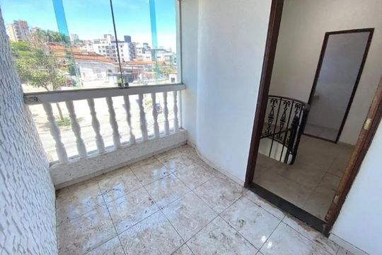Casa para alugar com 4 quartos, 170m² em Barreiro, Belo Horizonte
