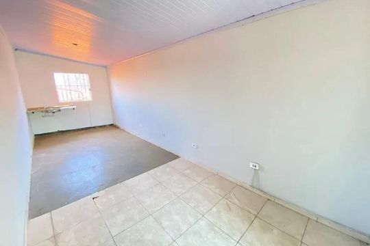 Casa para alugar com 4 quartos, 170m² em Barreiro, Belo Horizonte