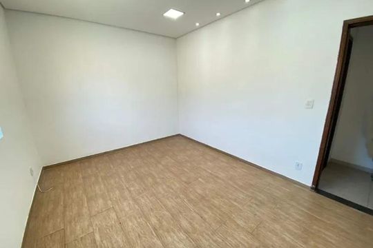 Casa para alugar com 4 quartos, 170m² em Barreiro, Belo Horizonte