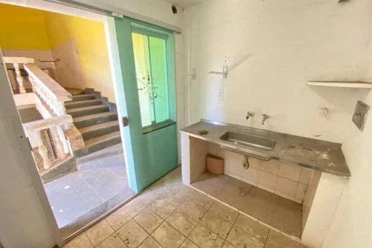 Casa para alugar com 4 quartos, 170m² em Barreiro, Belo Horizonte