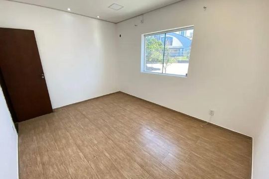 Casa para alugar com 4 quartos, 170m² em Barreiro, Belo Horizonte