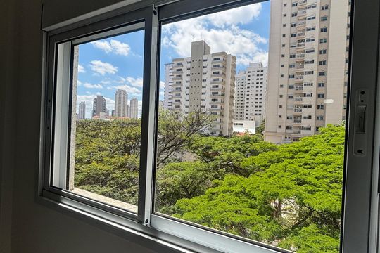 Apartamento à venda com 1 quarto, 40m² em Vila Regente Feijó, São Paulo