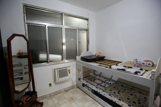 Quarto 1 de casa à venda com 2 quartos, 65m² em Curicica, Rio de Janeiro