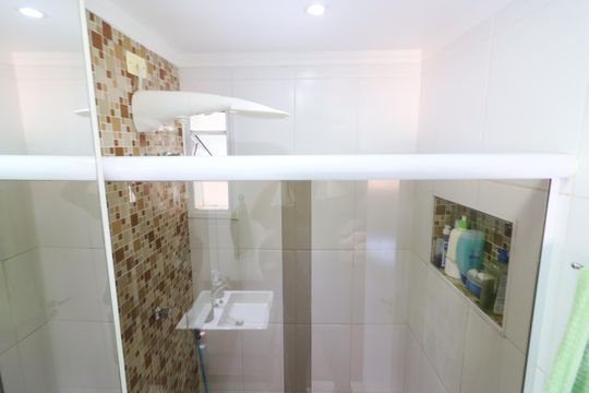 Banheiro 2 de apartamento à venda com 2 quartos, 73m² em Cidade das Flores, Osasco