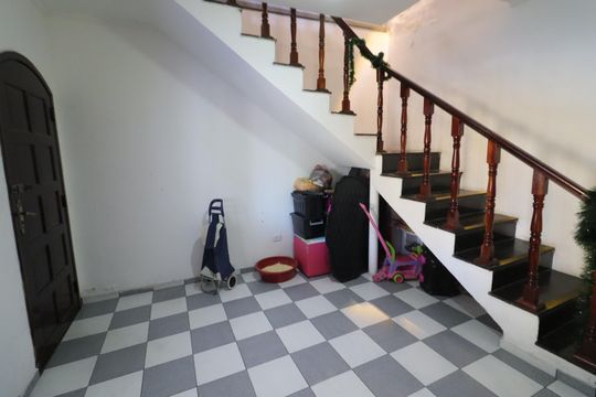 Hall de entrada de casa à venda com 5 quartos, 300m² em Novo Osasco, Osasco