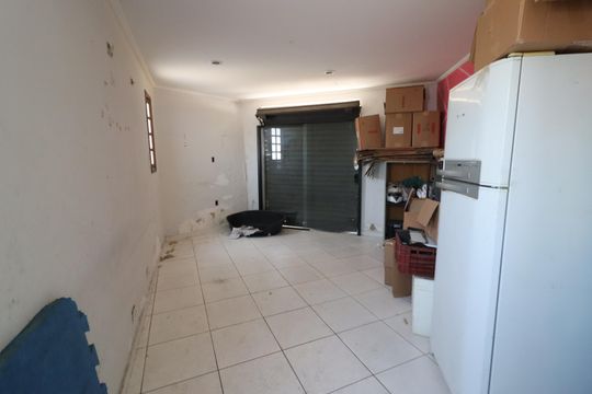 Garagem de casa à venda com 5 quartos, 300m² em Novo Osasco, Osasco