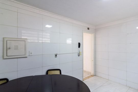 Cozinha de apartamento para alugar com 2 quartos, 73m² em Santo Amaro, São Paulo