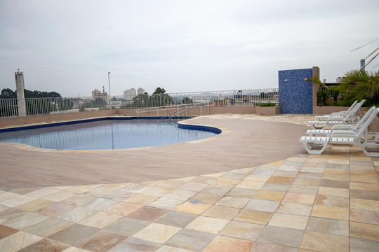 Piscina de apartamento à venda com 2 quartos, 42m² em Campanário, Diadema