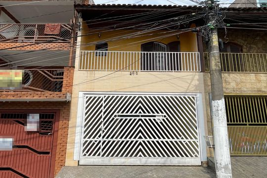 Fachada de casa para alugar com 3 quartos, 125m² em Cidade Líder, São Paulo