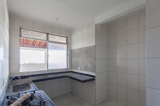 Cozinha de casa para alugar com 4 quartos, 200m² em Mantiqueira, Belo Horizonte
