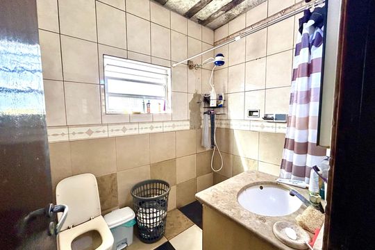 Banheiro 1 de casa para alugar com 3 quartos, 150m² em Jardim Santa Francisca, Guarulhos