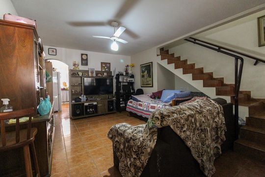 Sala de casa à venda com 4 quartos, 120m² em Itaquera, São Paulo