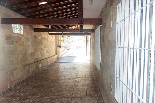 Garagem de casa para alugar com 3 quartos, 220m² em Vila Gea, São Paulo