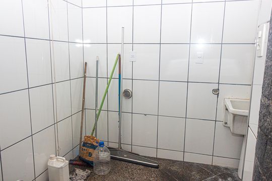 Área de Serviço de casa para alugar com 3 quartos, 220m² em Vila Gea, São Paulo