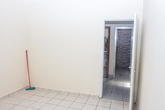 Quarto 2 de casa para alugar com 3 quartos, 220m² em Vila Gea, São Paulo