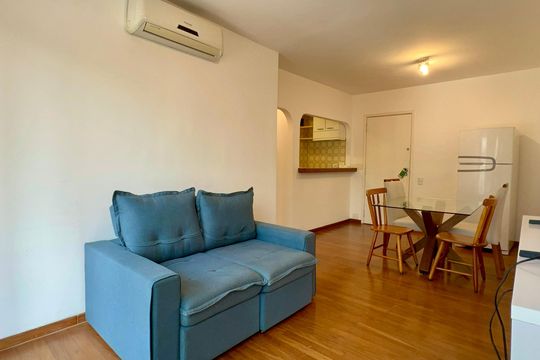 Sala de TV de apartamento para alugar com 1 quarto, 40m² em Jardim Paulista, São Paulo