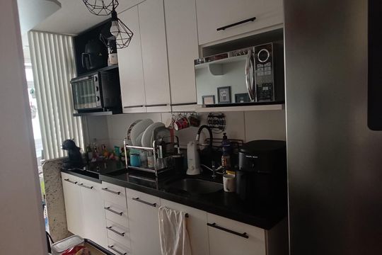 Cozinha de apartamento à venda com 2 quartos, 60m² em Badu, Niterói