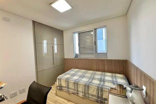 Apartamento à venda com 2 quartos, 90m² em Savassi, Belo Horizonte
