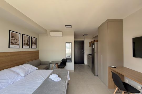 Kitnet/Studio para alugar com 0 quarto, 24m² em Vila Cordeiro, São Paulo