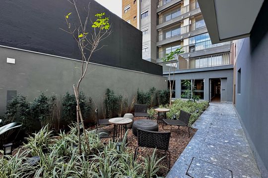 Área comum de kitnet/studio para alugar com 0 quarto, 24m² em Vila Cordeiro, São Paulo