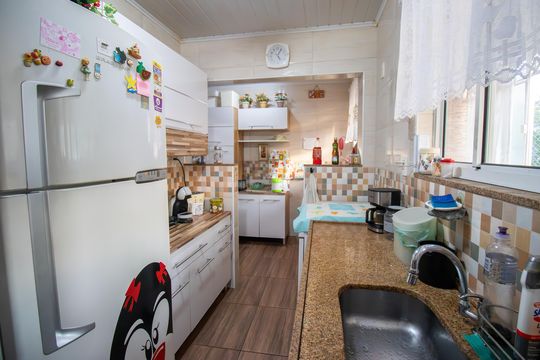 Cozinha de apartamento à venda com 3 quartos, 80m² em Penha, Rio de Janeiro