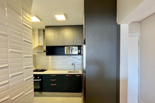 Cozinha de apartamento para alugar com 2 quartos, 68m² em Taquaral, Campinas