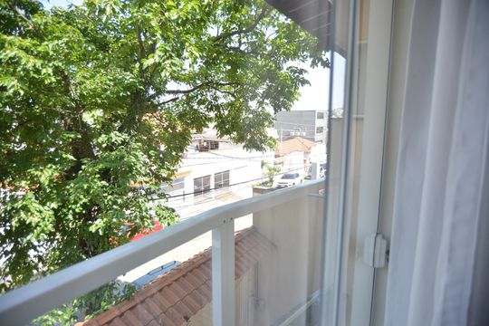 Sacada de casa à venda com 4 quartos, 223m² em Santa Terezinha, Santo André