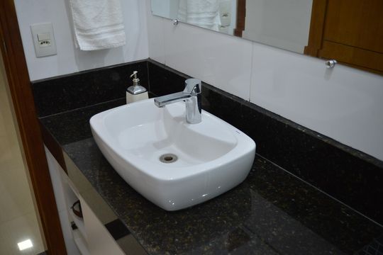 Banheiro da Suíte 2 de casa à venda com 4 quartos, 223m² em Santa Terezinha, Santo André
