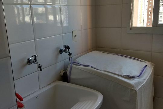 Área de serviço de apartamento à venda com 2 quartos, 67m² em Vila Azevedo, São Paulo