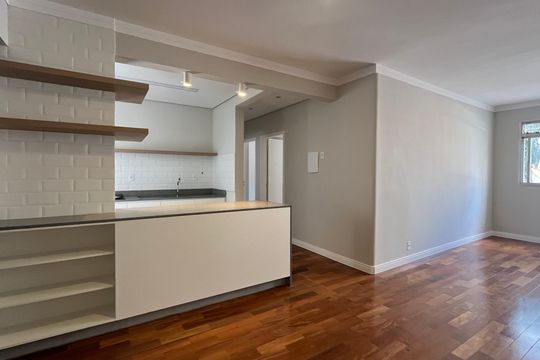 Apartamento à venda com 2 quartos, 80m² em Centro, Campinas