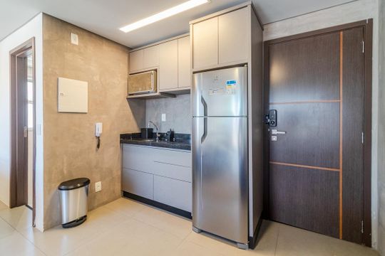 Studio de kitnet/studio para alugar com 1 quarto, 30m² em Pinheiros, São Paulo