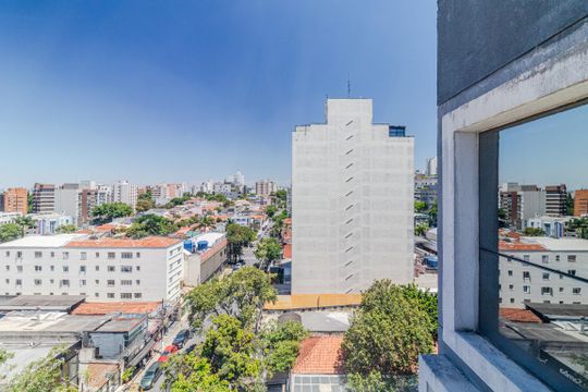 Vista de kitnet/studio para alugar com 1 quarto, 30m² em Pinheiros, São Paulo