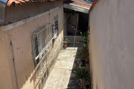 Área externa de casa à venda com 3 quartos, 250m² em Vila Siqueira (Zona Norte), São Paulo