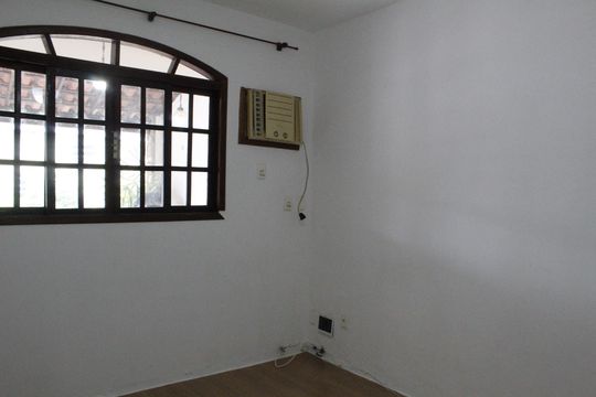 Casa para alugar com 2 quartos, 400m² em Taquara, Rio de Janeiro